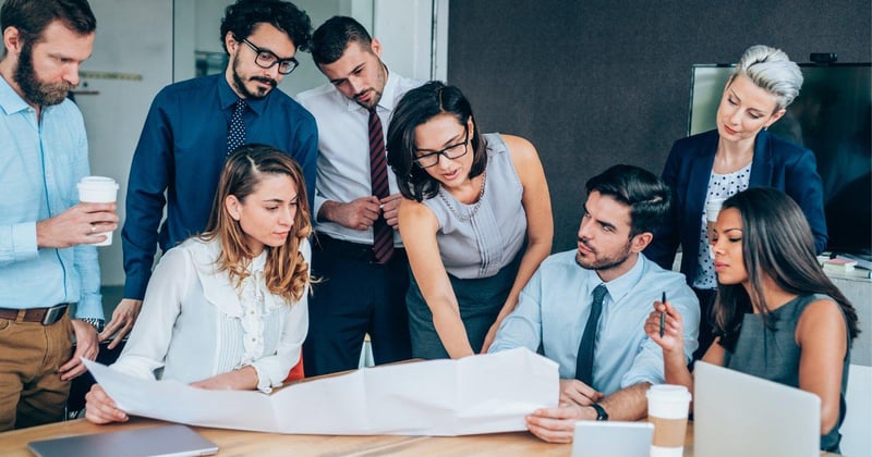 Dirigeant goulot d’étranglement : quand votre entreprise grandit plus vite que son organisation